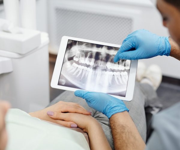 Jak przygotować się do pierwszej wizyty u ortodonty?