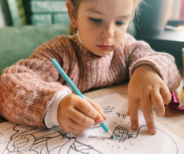 Czy kolorowanki rozwijają wyobraźnię dziecka?